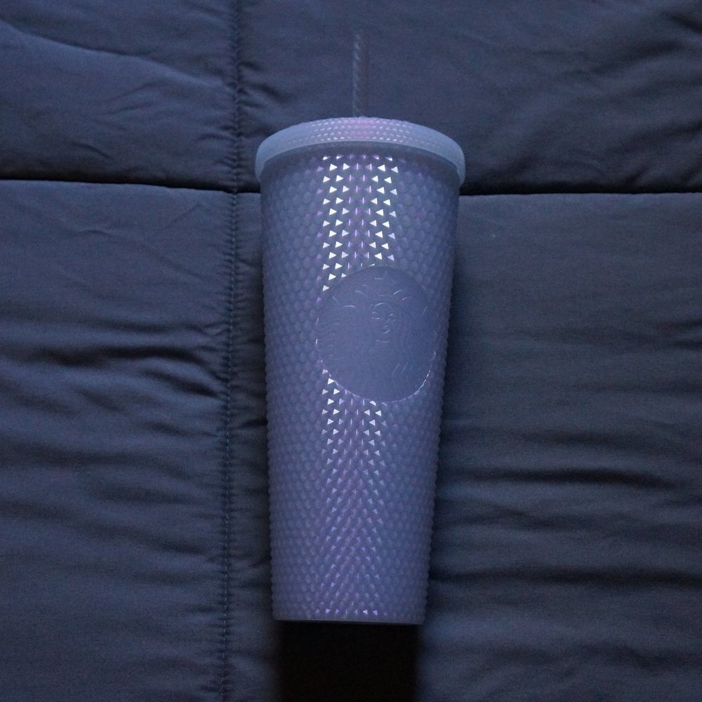 Starbucks studded tumbler in icy lilac - Picture 3 of 5
